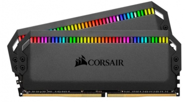 Corsair CMT32GX4M2C3466C16