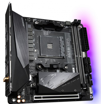 Gigabyte B550I AORUS PRO AX